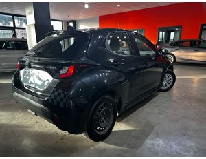 
										TOYOTA YARIS 1.5 120H ACTIVE PLUS ES EL MODELO MAZDA21.5CVT 116CV CENTRELINE full									