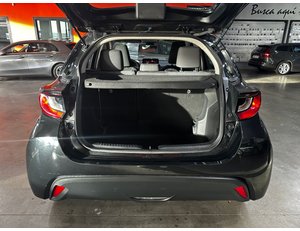 
										TOYOTA YARIS 1.5 120H ACTIVE PLUS ES EL MODELO MAZDA21.5CVT 116CV CENTRELINE full									