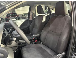 
										TOYOTA YARIS 1.5 120H ACTIVE PLUS ES EL MODELO MAZDA21.5CVT 116CV CENTRELINE full									
