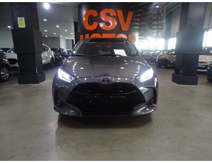 
										TOYOTA YARIS 1.5 120H STYLE full									