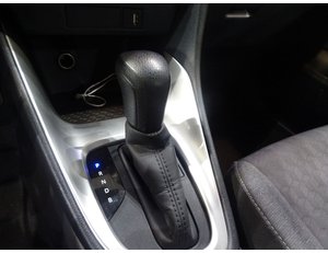 
										TOYOTA YARIS 1.5 120H STYLE full									