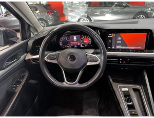 
										VOLKSWAGEN GOLF LIFE 1.0 ETSI 81KW (110CV) DSG full									
