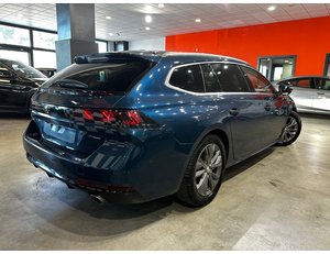 
										PEUGEOT 508 SW ALLURE HYBRID 225 E-EAT8 full									