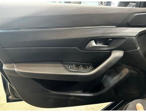 
										PEUGEOT 508 SW ALLURE HYBRID 225 E-EAT8 full									