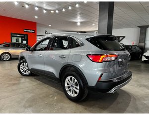 
										FORD KUGA TITANIUM 2.5 DURATEC FHEV 140KW AUTO full									