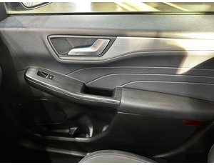 
										FORD KUGA TITANIUM 2.5 DURATEC FHEV 140KW AUTO full									
