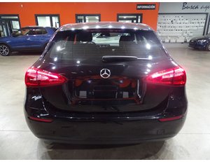 
										MERCEDES BENZ CLASE A MERCEDES A 180 D full									