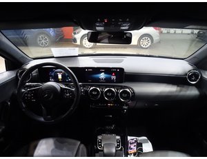 
										MERCEDES BENZ CLASE A MERCEDES A 180 D full									