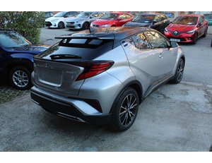 
										TOYOTA C-HR 2.0 180H ADVANCE full									