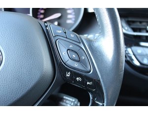 
										TOYOTA C-HR 2.0 180H ADVANCE full									