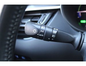 
										TOYOTA C-HR 2.0 180H ADVANCE full									