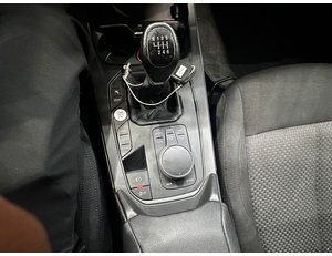 
										BMW SERIE 1 118I full									