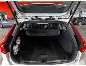 
										VOLVO V60 2.0 B4 (G) R-DESIGN AUTO full									