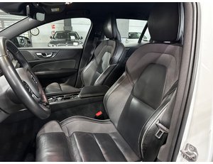 
										VOLVO V60 2.0 B4 (G) R-DESIGN AUTO full									
