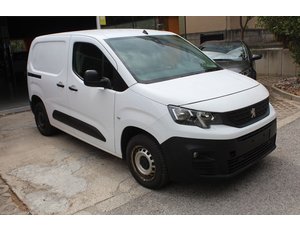 
										PEUGEOT PARTNER 1.5BLUEHDI 100CV L1 full									