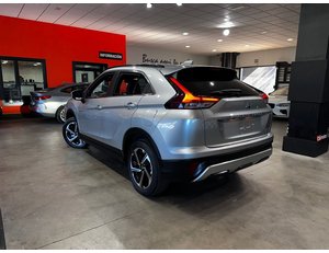 
										MITSUBISHI ECLIPSE CROSS 2.4 PHEV KAITEKI AUTO 4WD full									