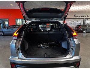 
										MITSUBISHI ECLIPSE CROSS 2.4 PHEV KAITEKI AUTO 4WD full									