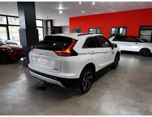 
										MITSUBISHI ECLIPSE CROSS 2.4 PHEV KAITEKI AUTO 4WD full									