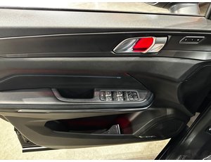 
										LYNK & CO 01 1.5 PHEV 6.6KW full									