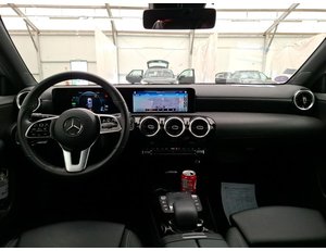 
										MERCEDES BENZ CLASE A MERCEDES A 250 E full									