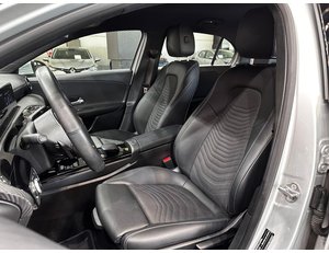 
										MERCEDES BENZ CLASE A MERCEDES A 250 E full									