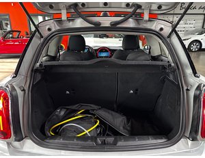 
										MINI MINI COOPER SE full									