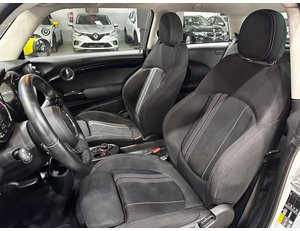 
										MINI MINI COOPER SE full									