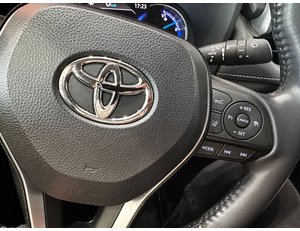 
										TOYOTA RAV4 2.5L 220H BUSINESS full									