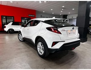 
										TOYOTA C-HR 1.8 125H ACTIVE full									