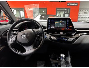 
										TOYOTA C-HR 1.8 125H ACTIVE full									