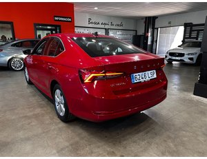 
										SKODA OCTAVIA 1.5 TSI M-HEV 110KW (150CV) DSG AMBITION full									