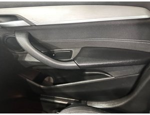 
										BMW X1 XDRIVE25E full									