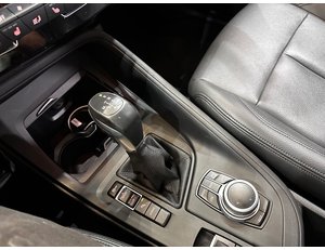 
										BMW X1 XDRIVE25E full									