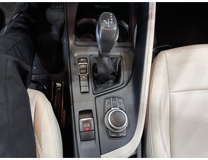 
										BMW X1 XDRIVE25E full									
