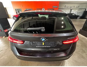
										BMW SERIE 3 330E full									