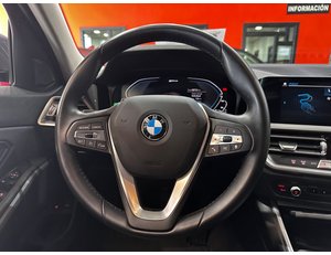 
										BMW SERIE 3 330E full									