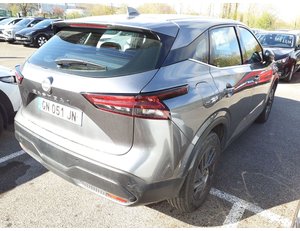 
										NISSAN QASHQAI DIG-T 103KW (140CV) MHEV 4X2 TEKNA full									