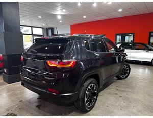 
										JEEP COMPASS 4XE 1.3 PHEV 177KW TRAILHAWK AT AWD full									