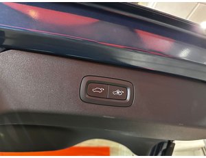 
										LYNK & CO 01 1.5 PHEV full									
