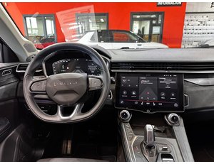 
										LYNK & CO 01 1.5 PHEV full									