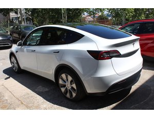 
										TESLA MODEL Y TRACCION TRASERA RWD full									