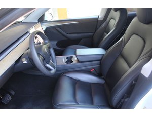 
										TESLA MODEL Y TRACCION TRASERA RWD full									