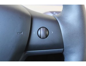 
										TESLA MODEL Y TRACCION TRASERA RWD full									