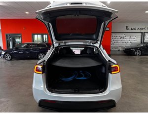 
										TESLA MODEL Y TRACCION TRASERA RWD full									