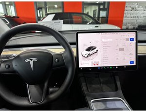 
										TESLA MODEL Y TRACCION TRASERA RWD full									
