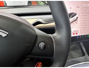 
										TESLA MODEL Y TRACCION TRASERA RWD full									