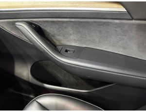 
										TESLA MODEL Y TRACCION TRASERA RWD full									