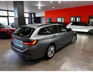 
										BMW SERIE 3 330E full									