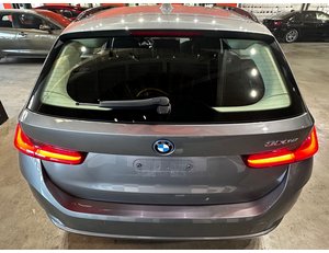 
										BMW SERIE 3 330E full									