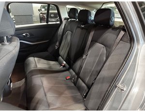 
										BMW SERIE 3 330E full									
